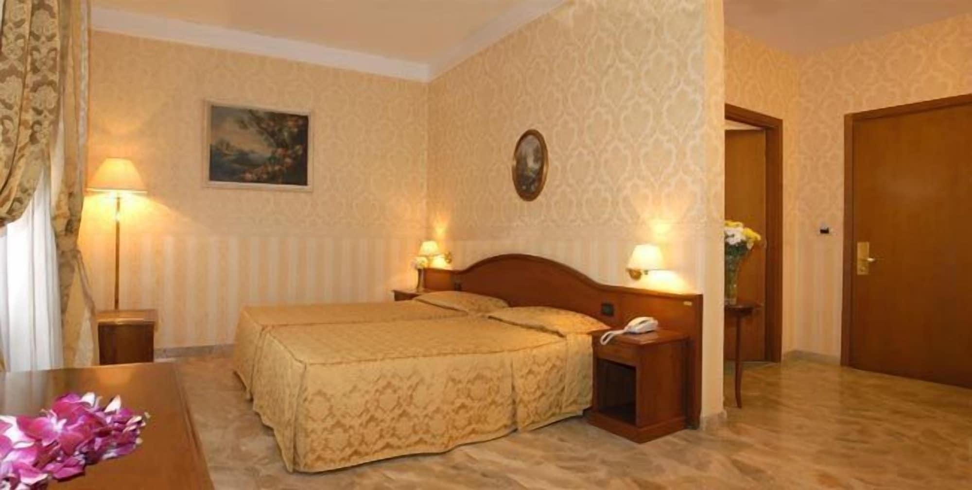 Hotel Orazia Rome Luaran gambar