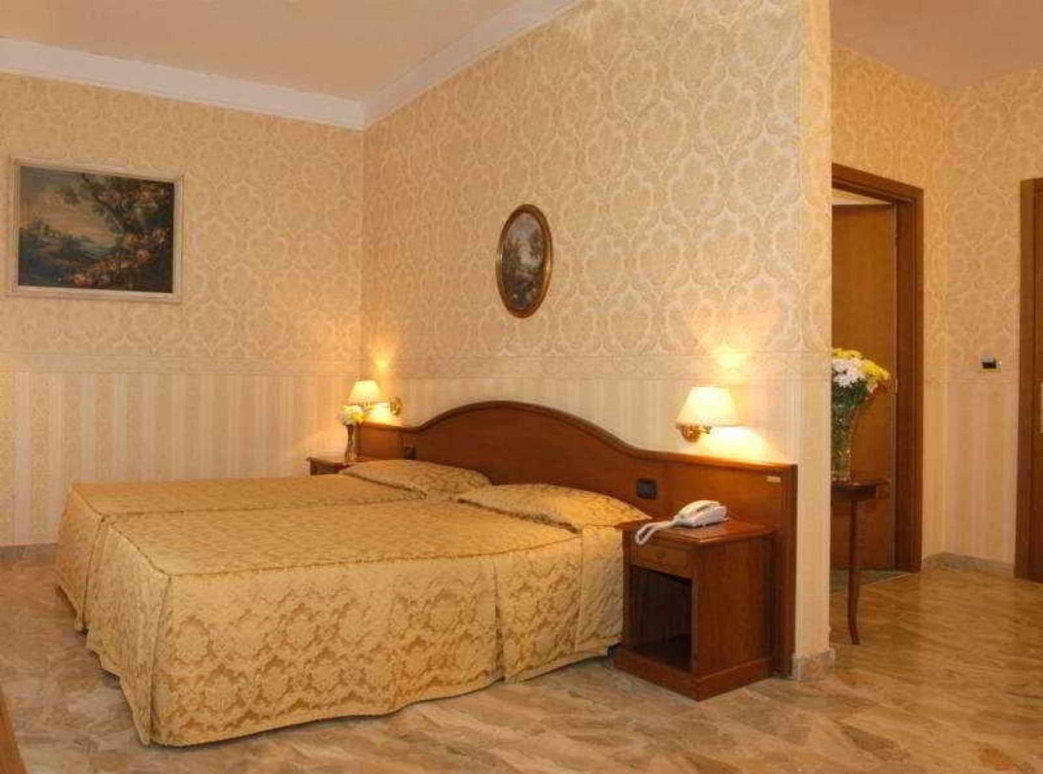 Hotel Orazia Rome Luaran gambar