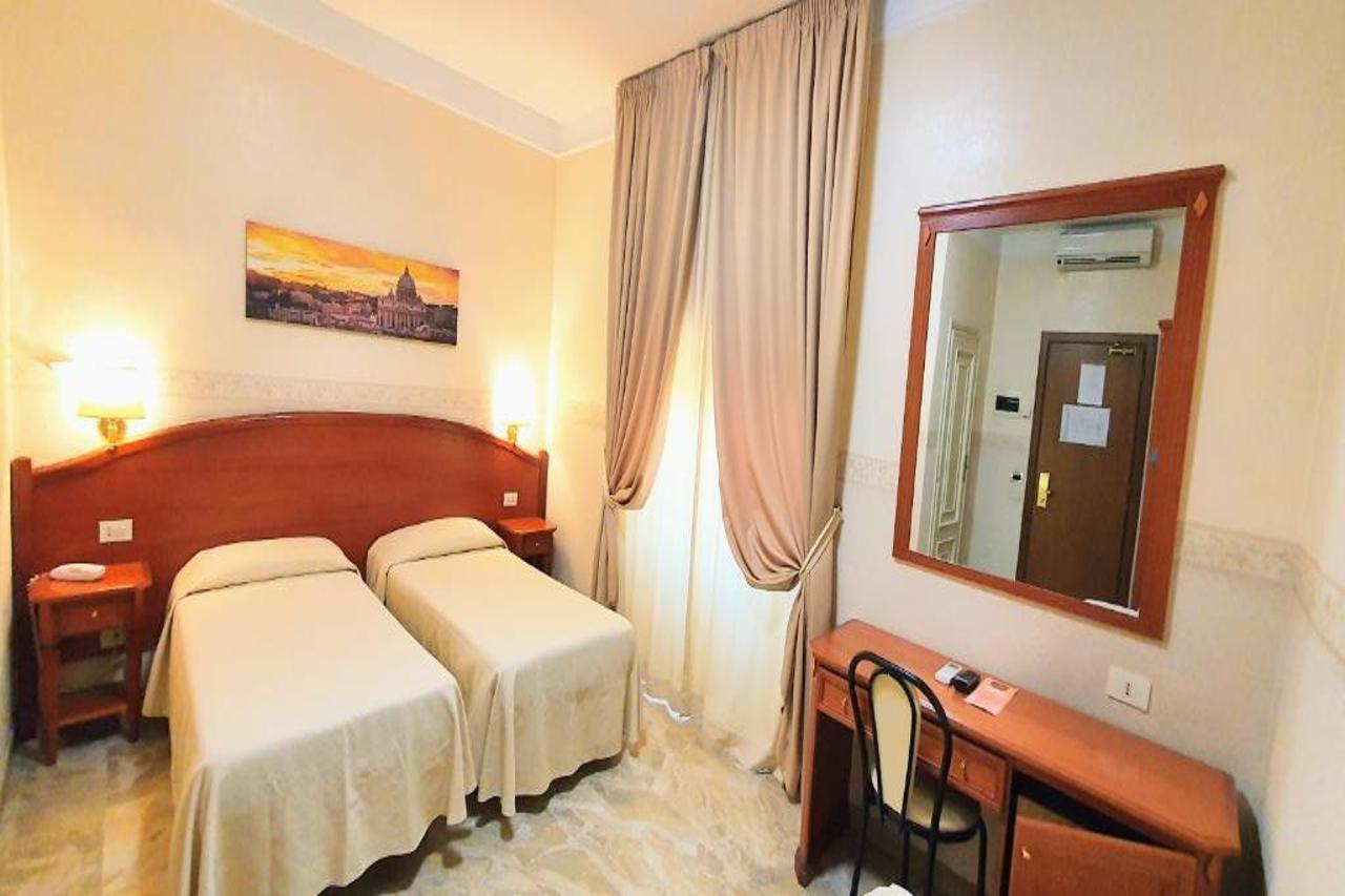 Hotel Orazia Rome Luaran gambar