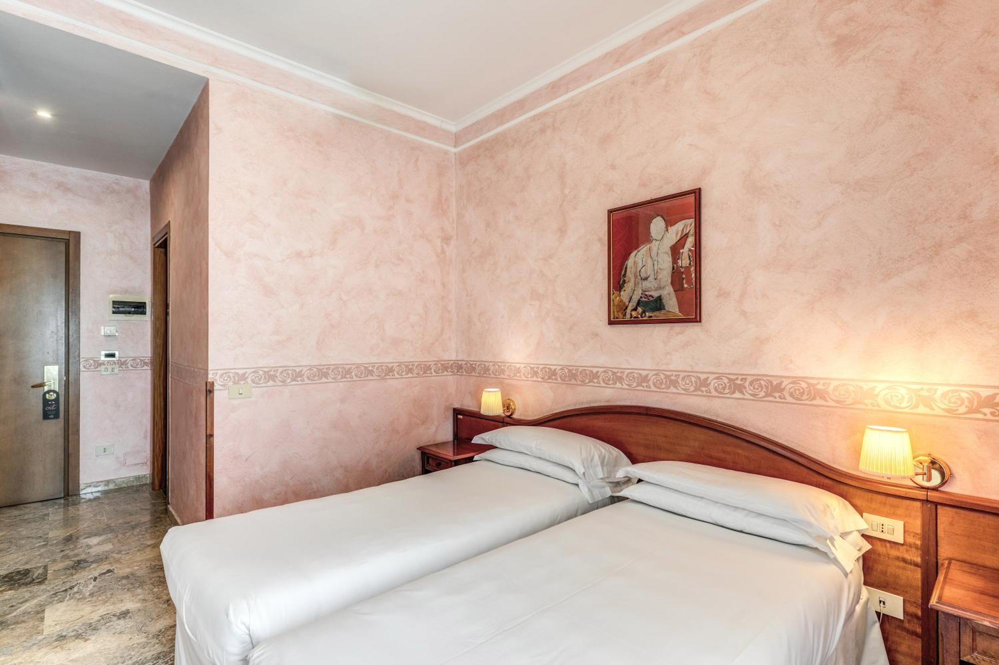 Hotel Orazia Rome Luaran gambar